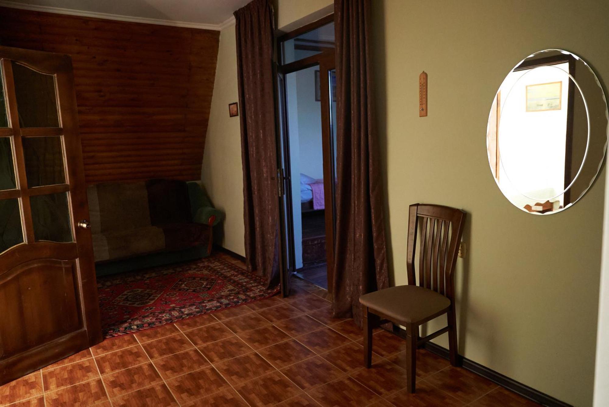 Argo Guest House Karakol Exterior photo